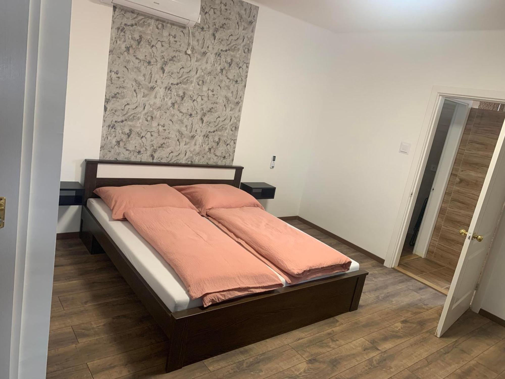 Agora Apartman ไฮจ์ดุสโซบอสโล ภายนอก รูปภาพ