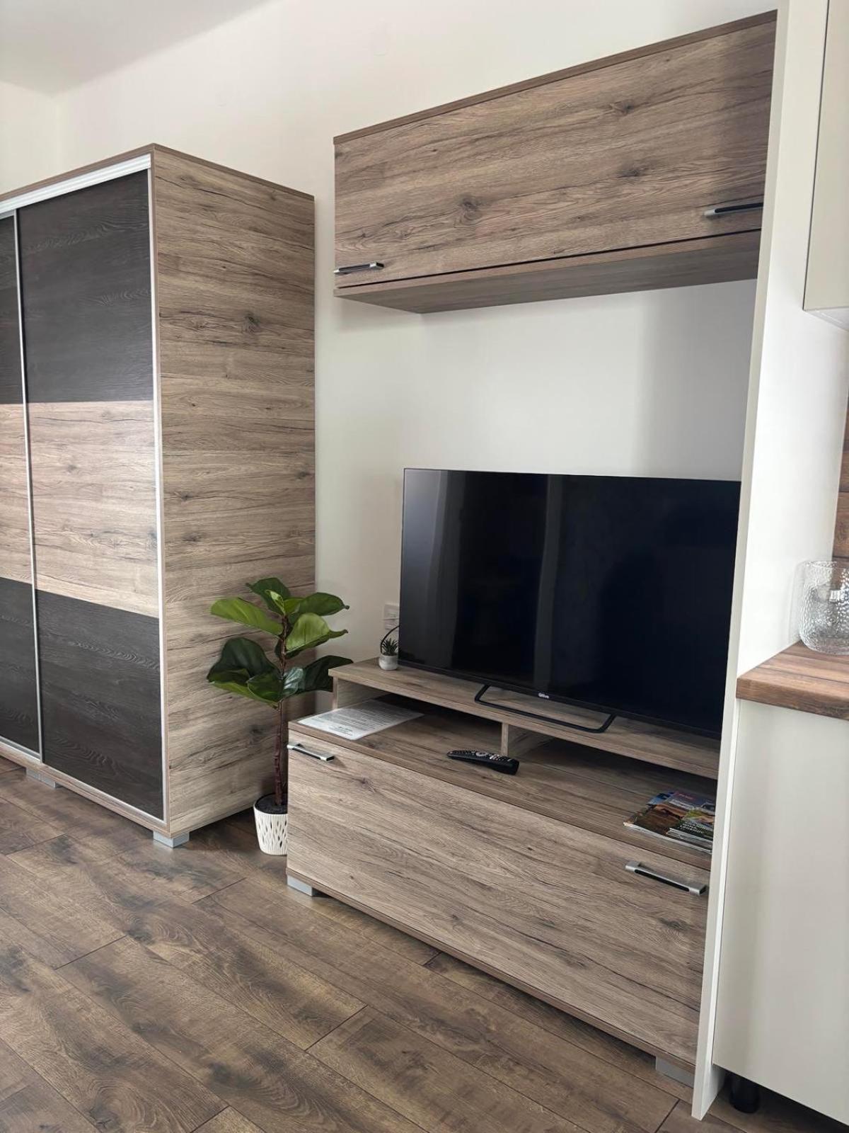 Agora Apartman ไฮจ์ดุสโซบอสโล ภายนอก รูปภาพ